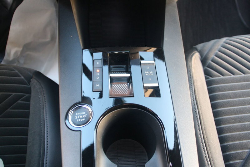 Lancia Ypsilon nuova a Catania (14)