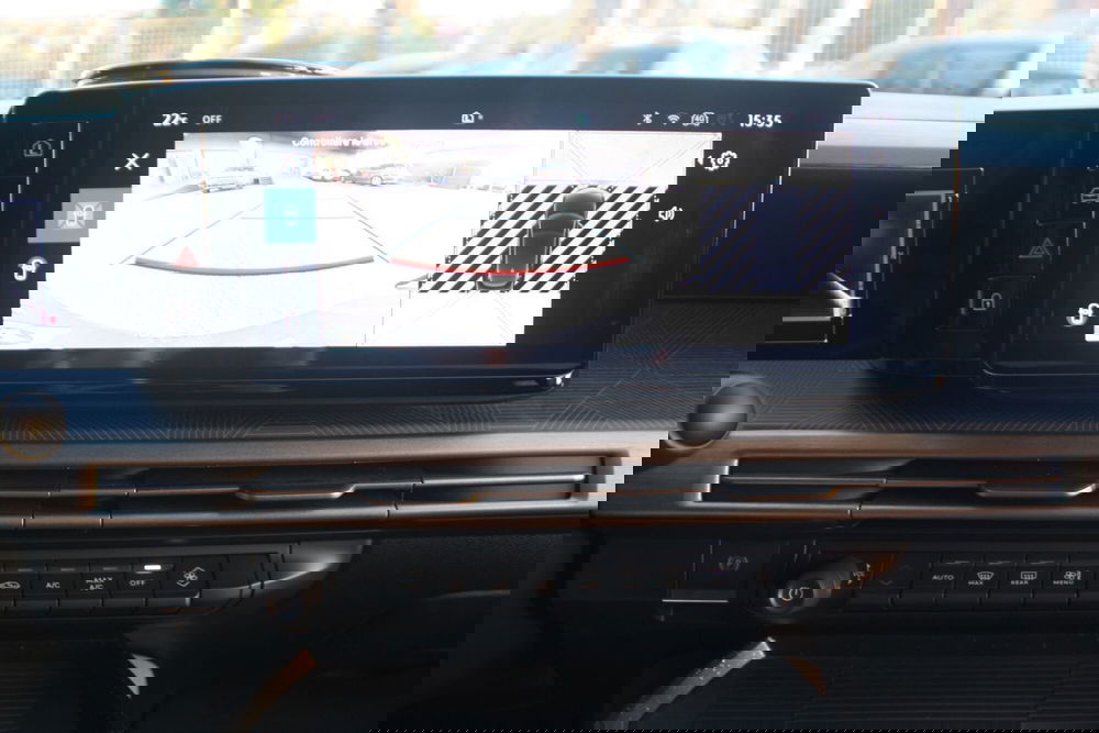 Lancia Ypsilon nuova a Catania (9)