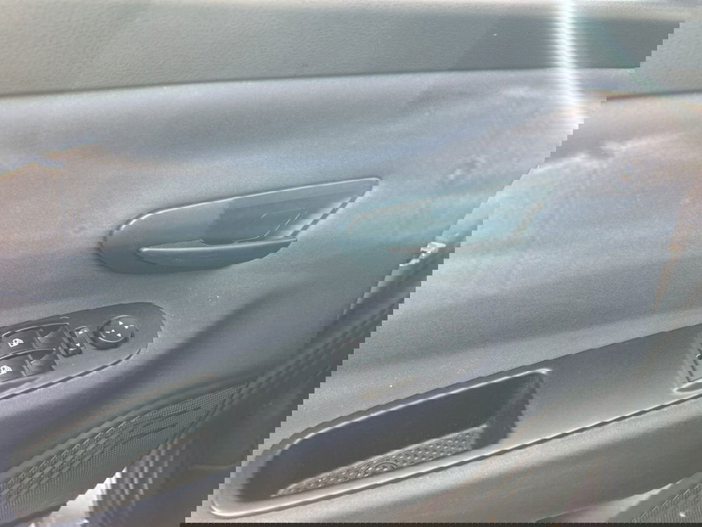 Lancia Ypsilon usata a Bergamo (17)