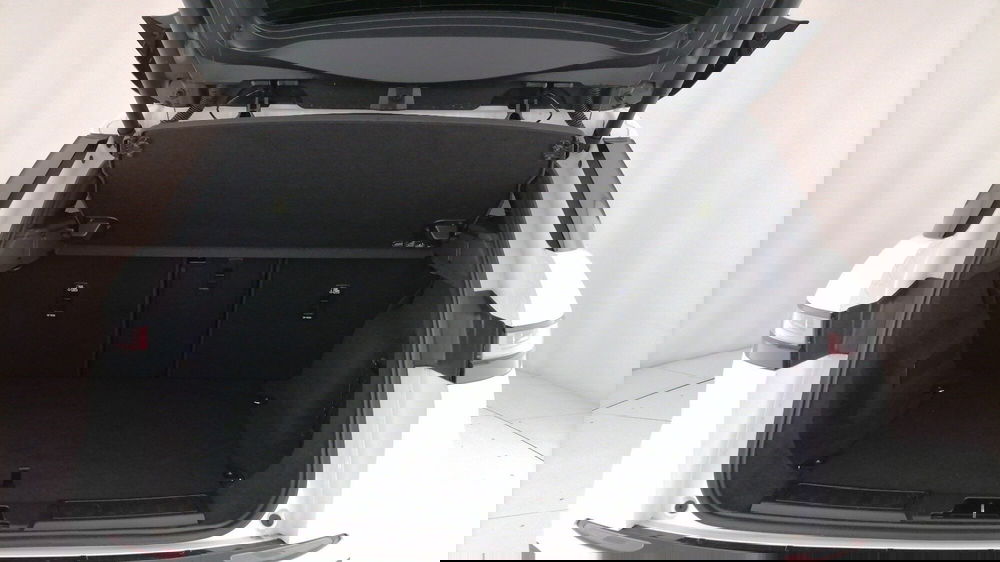 Land Rover Range Rover Evoque usata a Roma (11)