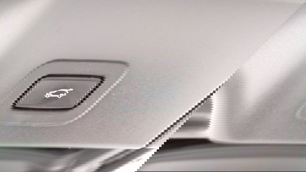 Land Rover Range Rover Evoque usata a Roma (12)