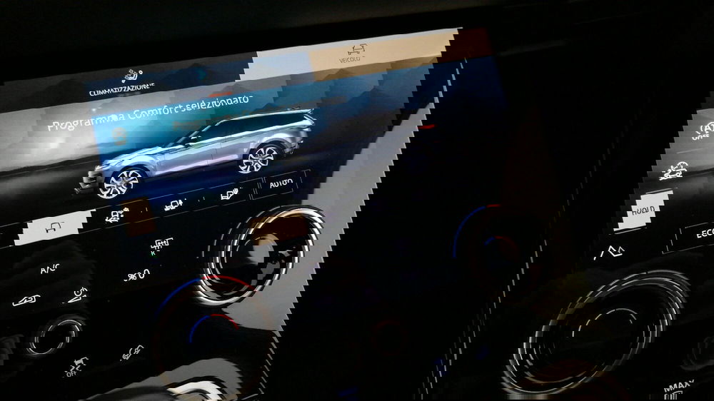 Land Rover Range Rover Evoque usata a Roma (16)