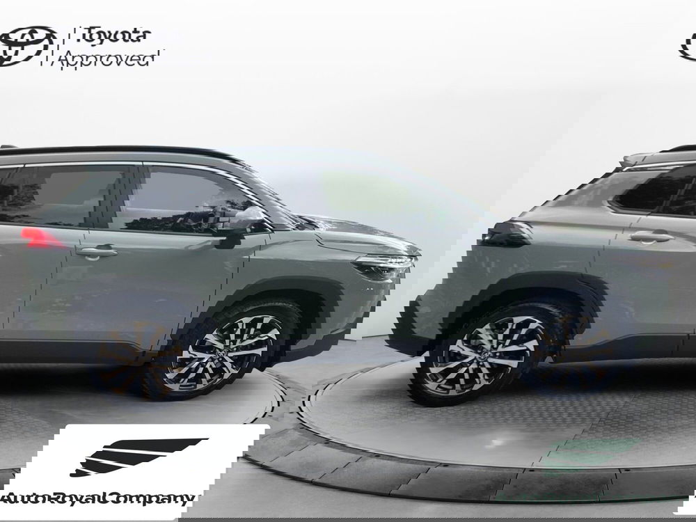 Toyota Corolla Cross Hybrid usata a Roma (6)