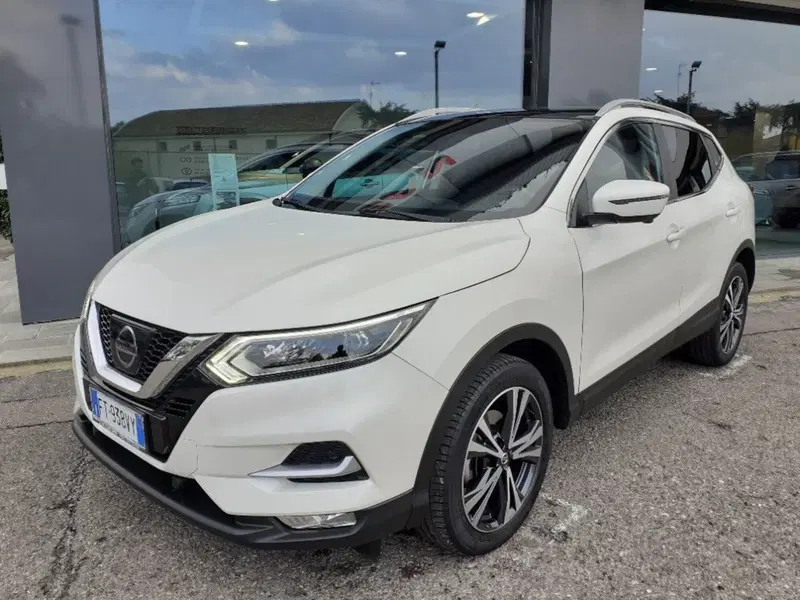 Nissan Qashqai usata a Modena (2)