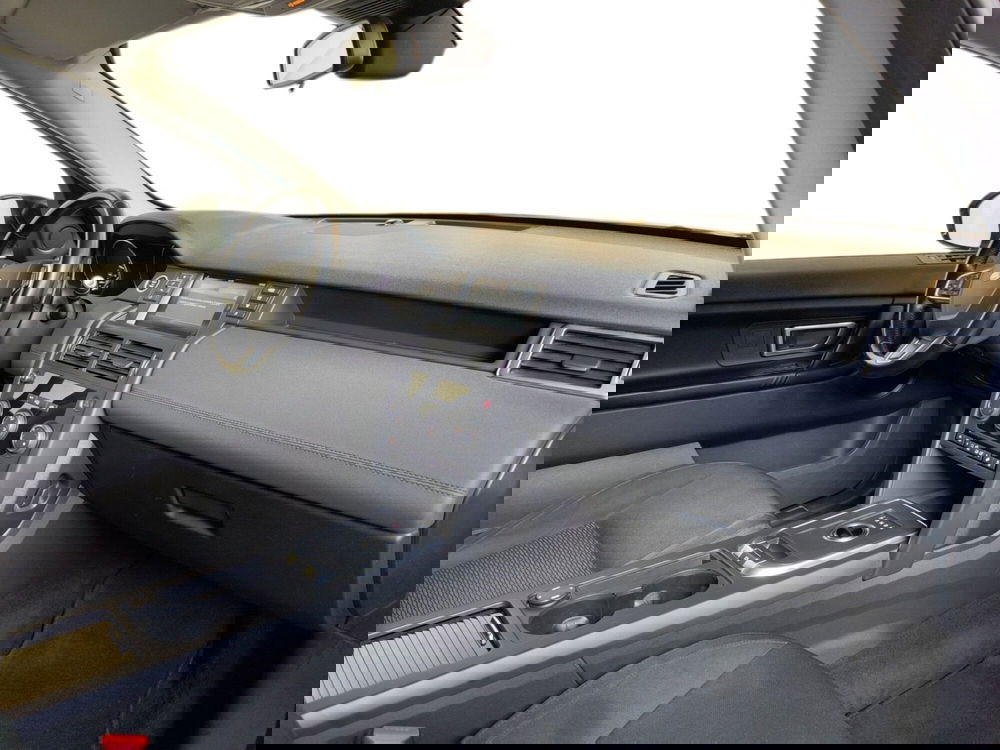 Land Rover Discovery Sport usata a Udine (13)