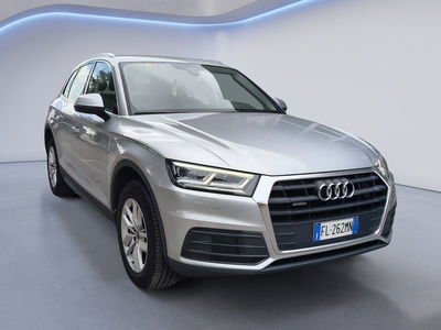 Audi Q5 2.0 TDI 190 CV quattro S tronic Business Sport del 2017 usata a Monselice