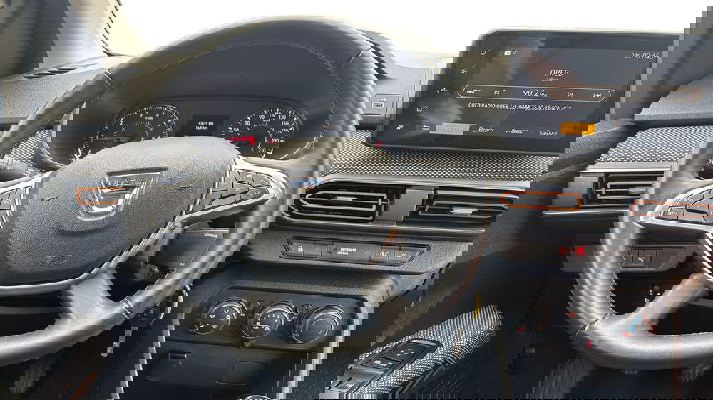 Dacia Sandero usata a Padova (12)