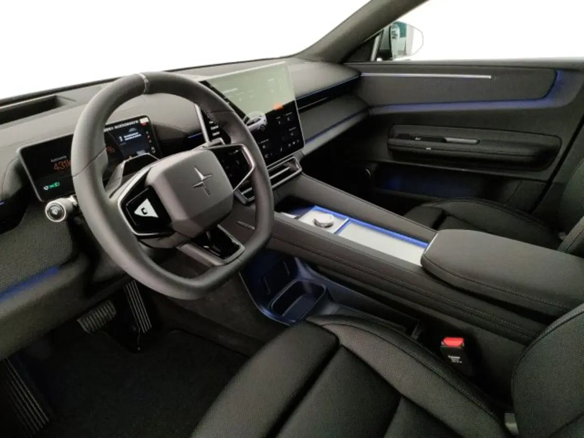 Polestar Polestar 4 usata a Modena (8)