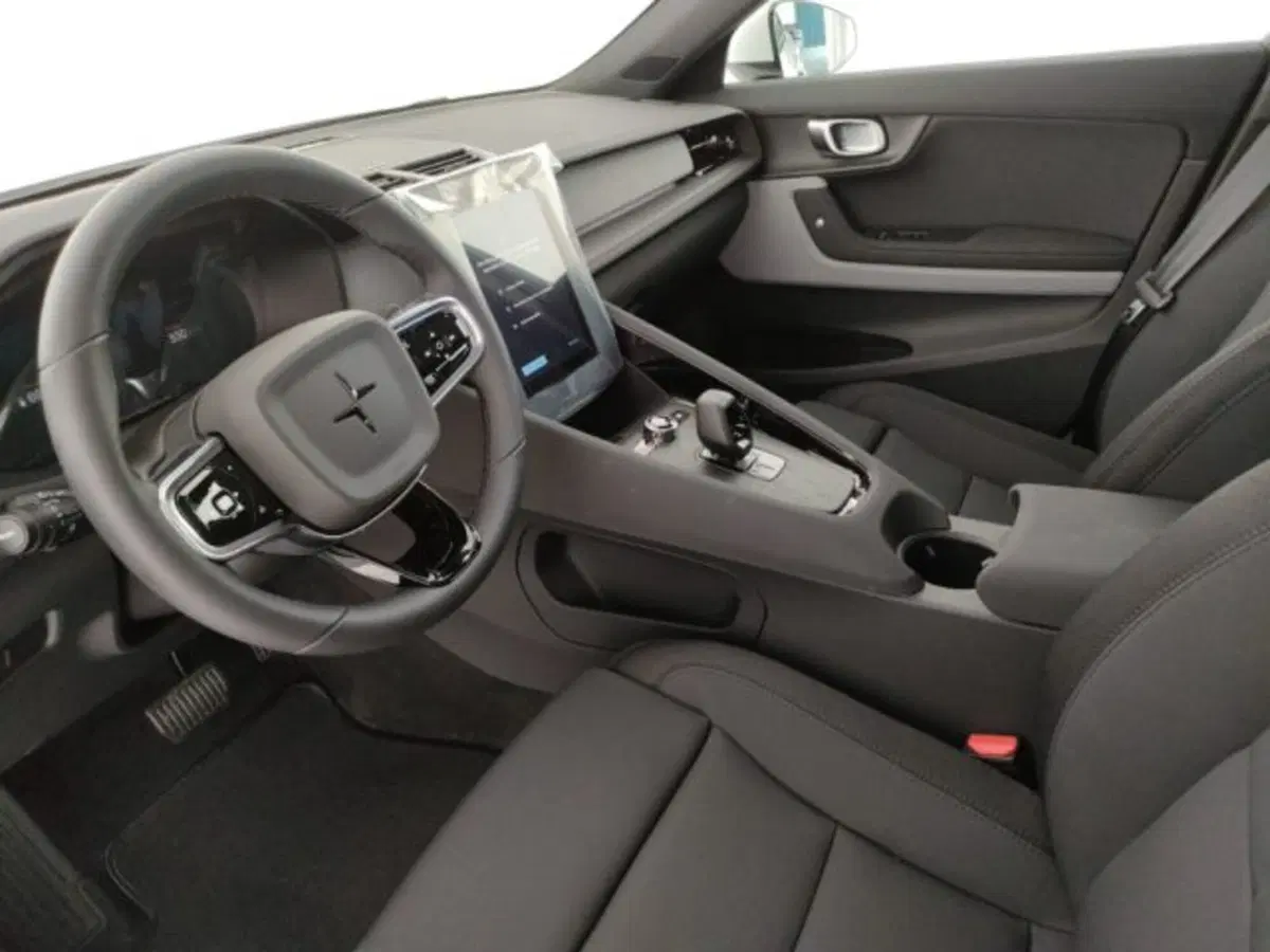 Polestar Polestar 2 nuova a Modena (16)