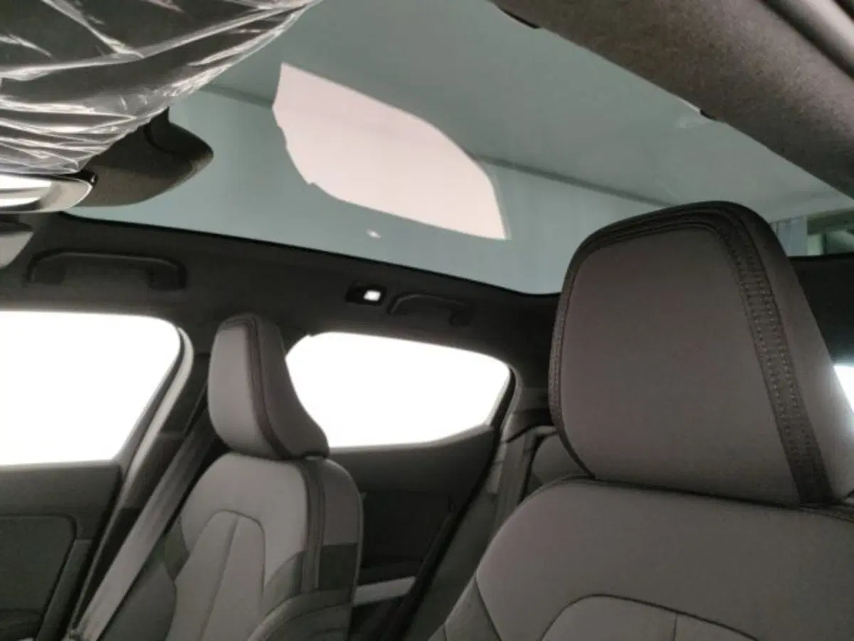 Polestar Polestar 2 nuova a Modena (18)
