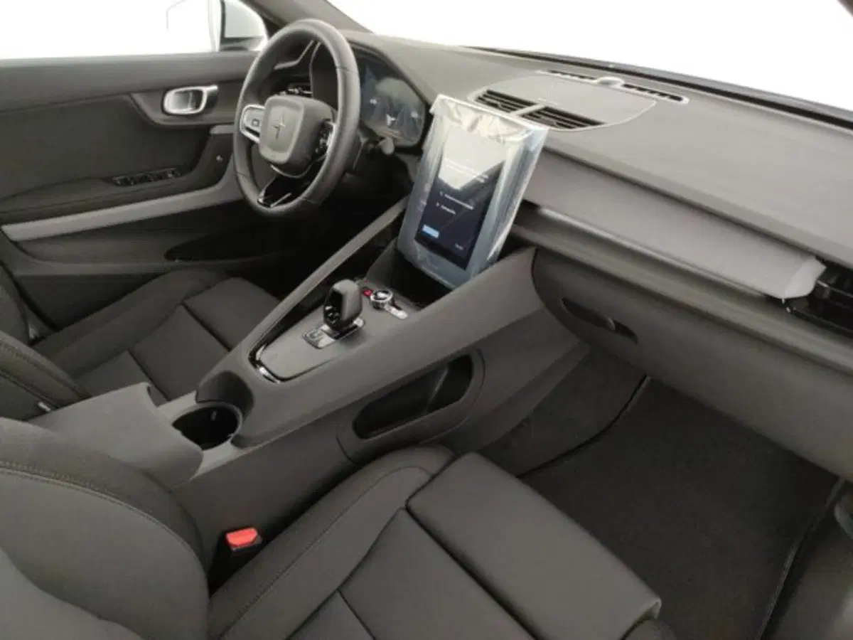Polestar Polestar 2 nuova a Modena (20)