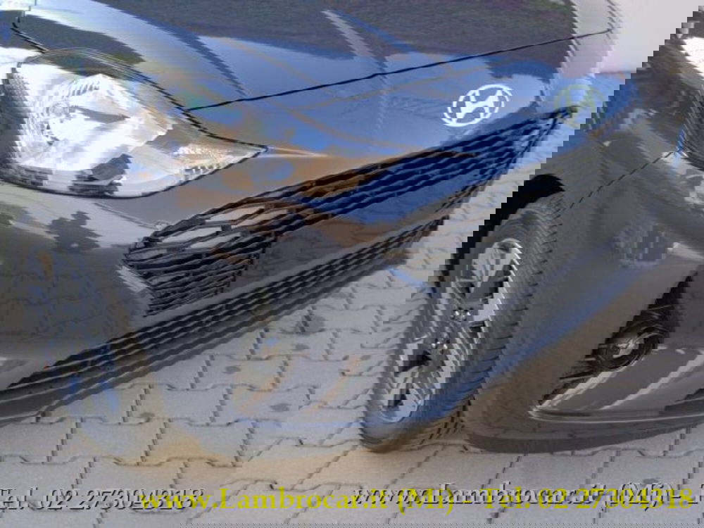 Hyundai i10 nuova a Milano (14)