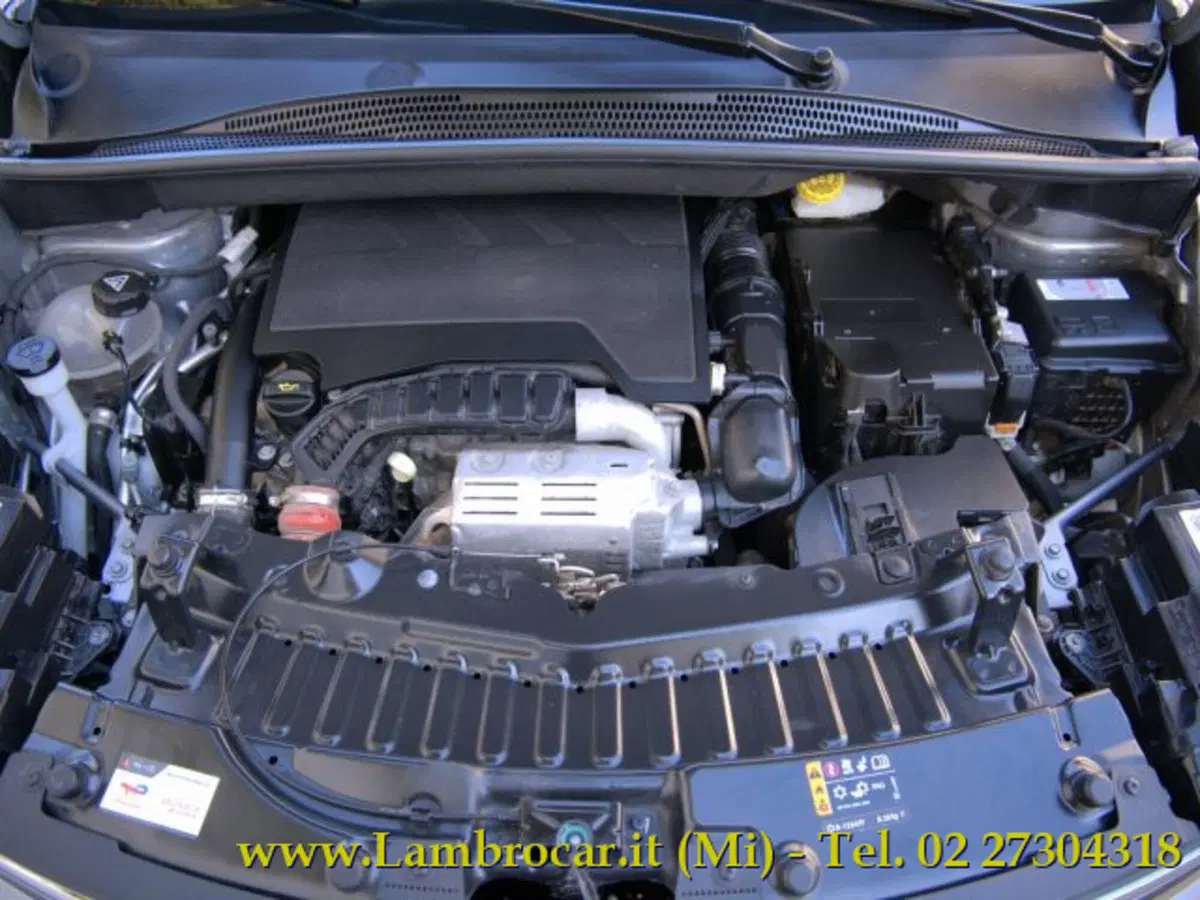 Opel Crossland usata a Milano (19)