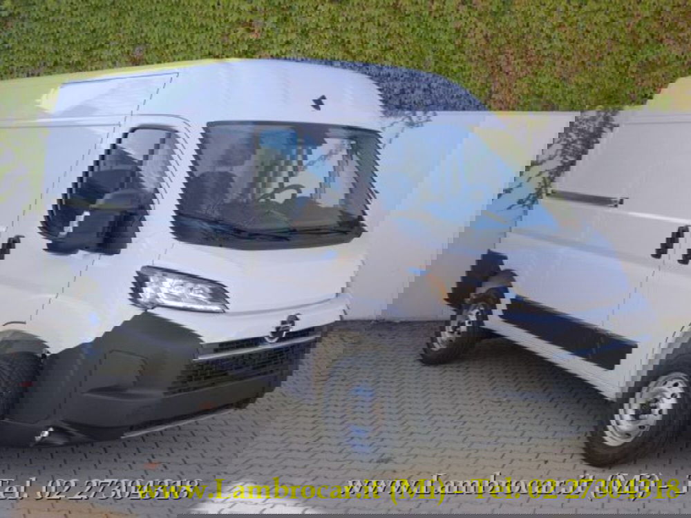 Opel Movano Furgone nuova a Milano