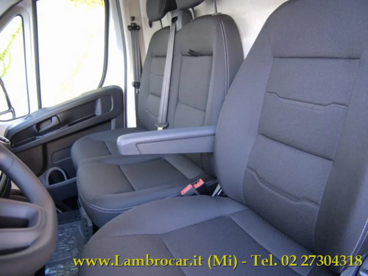 Opel Movano Furgone nuova a Milano (3)