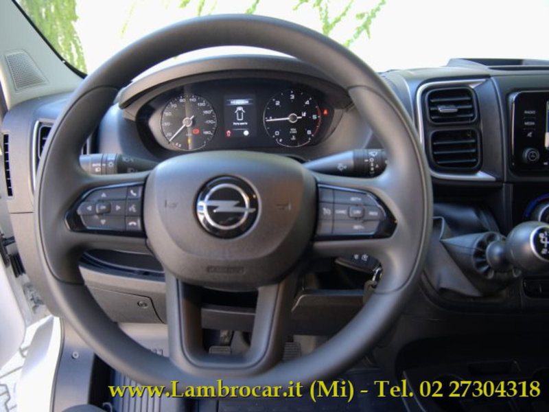 Opel Movano Furgone nuova a Milano (4)