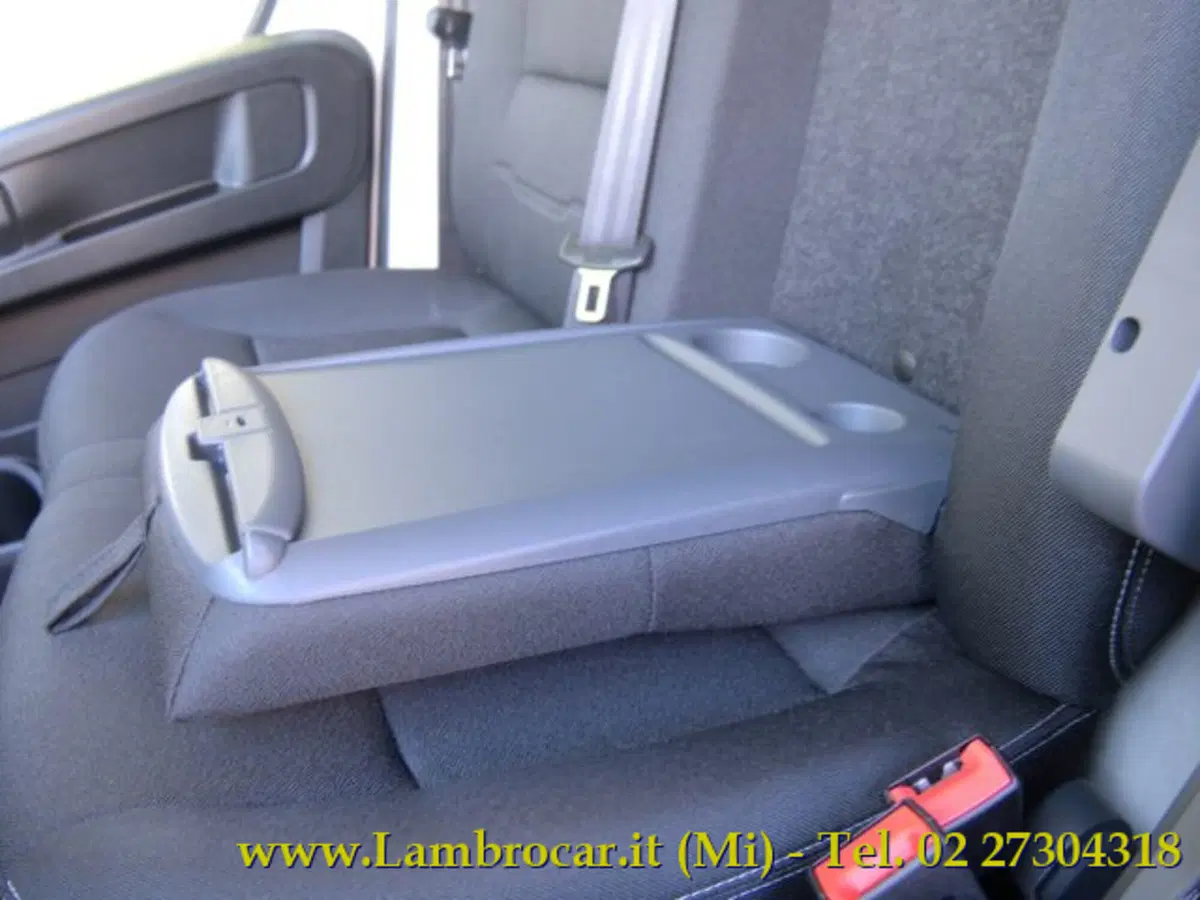 Opel Movano Furgone nuova a Milano (8)