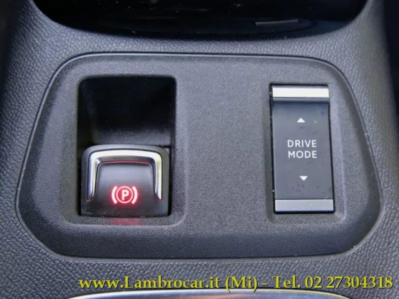 Opel Corsa usata a Milano (16)