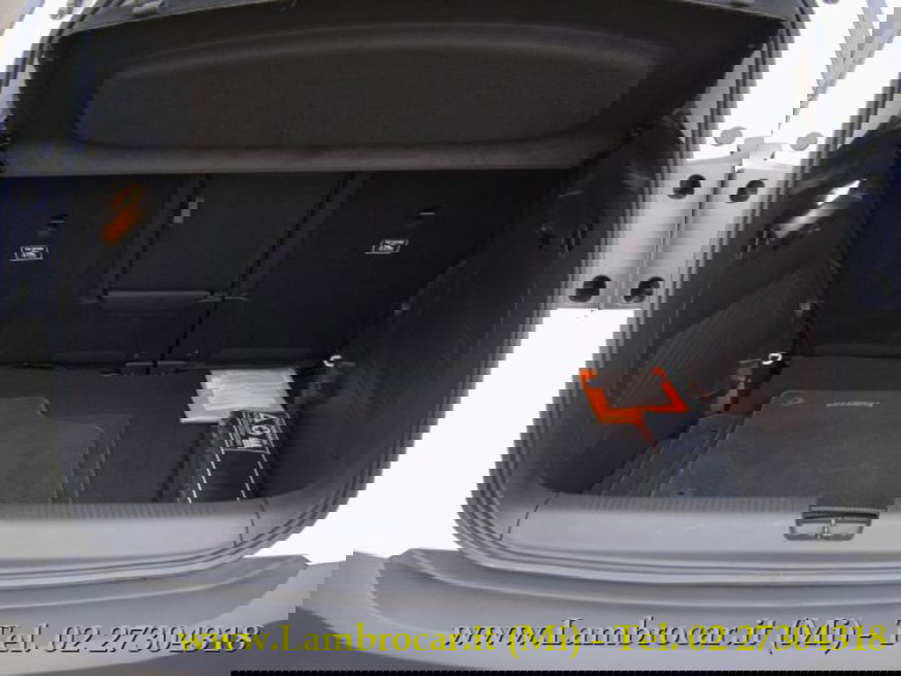 Opel Crossland X usata a Milano (19)