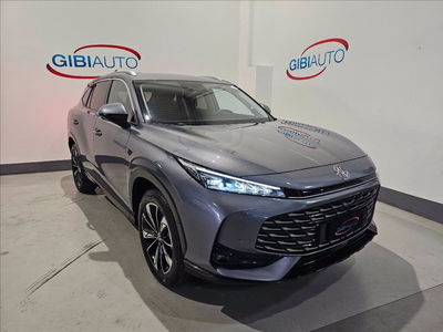 Mg HS 1.5 Luxury auto del 2024 usata a Palermo