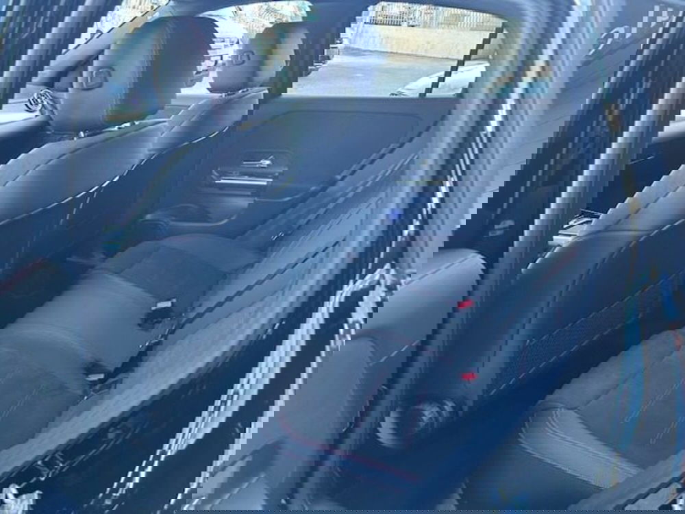 Mercedes-Benz GLA SUV nuova a Potenza (14)