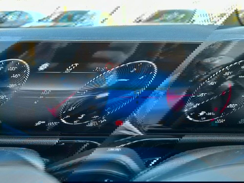 Mercedes-Benz GLA SUV nuova a Potenza (7)