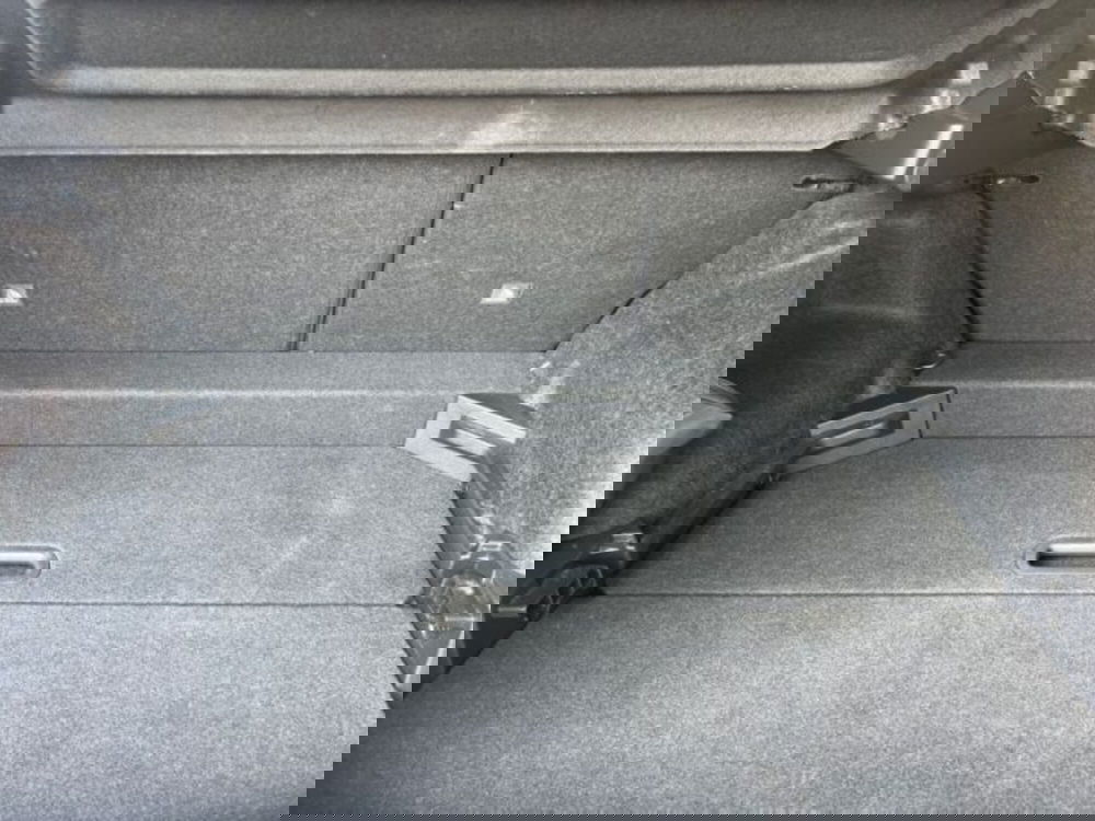 Nissan Qashqai usata a Lecce (16)