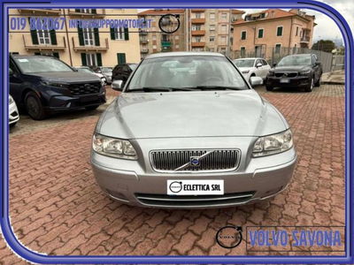 Volvo V70 2.4 D5 Kinetic del 2007 usata a Savona