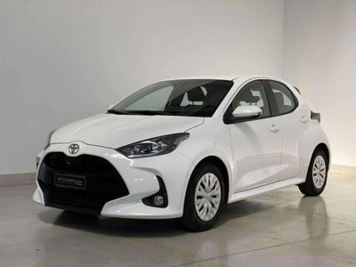 Toyota Yaris 1.0 5 porte Active del 2023 usata a Matera