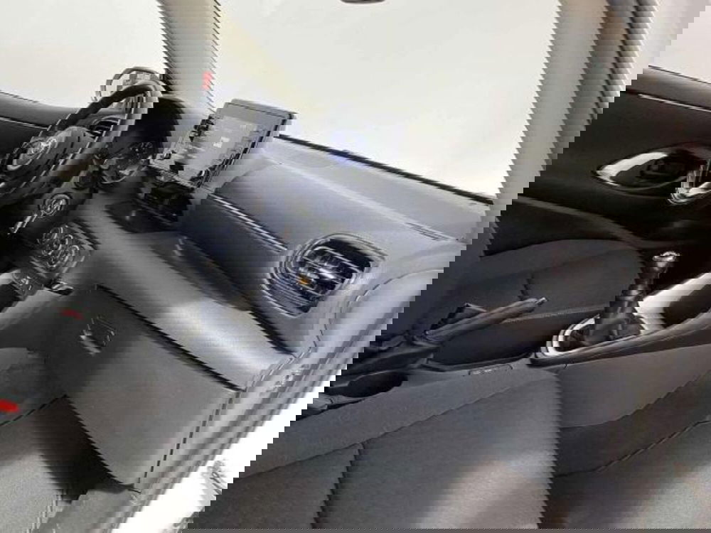 Toyota Yaris usata a Matera (15)