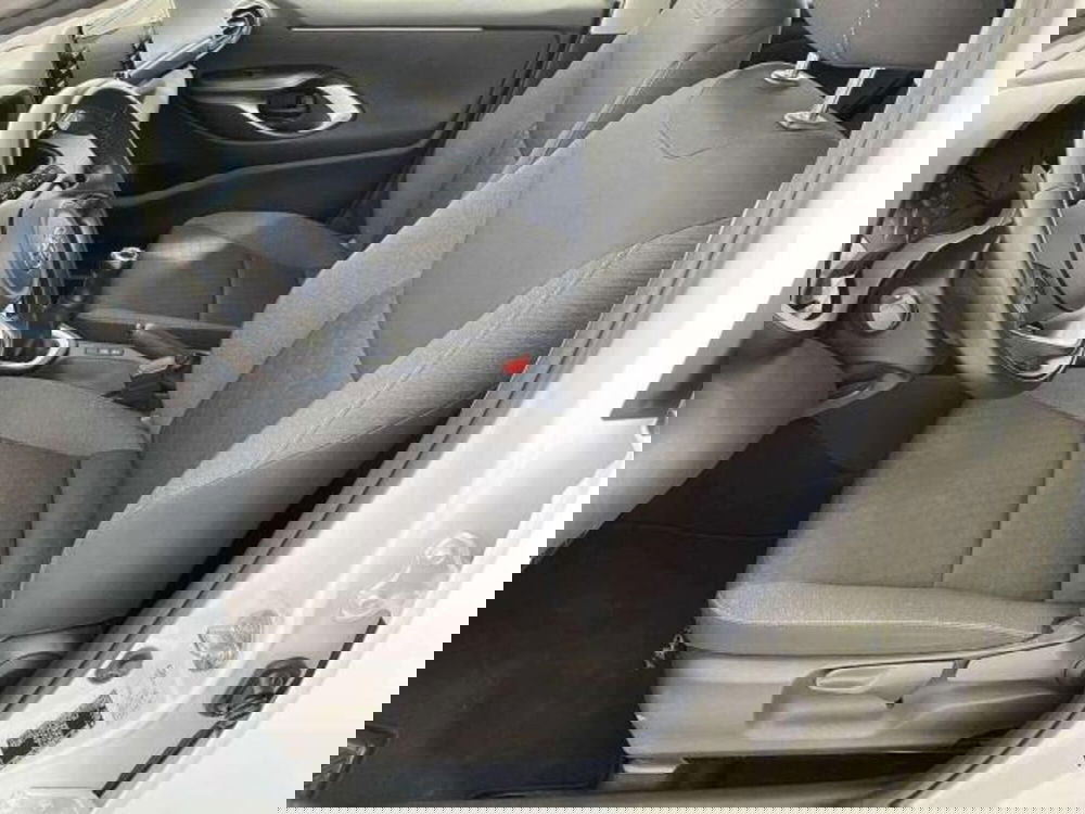 Toyota Yaris usata a Matera (6)