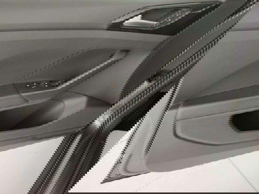 Volkswagen T-Cross usata a Matera (15)