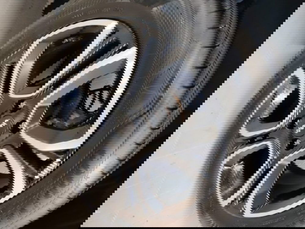 Jeep Avenger usata a Forlì-Cesena (17)