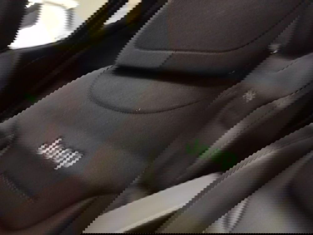 Jeep Renegade nuova a Forlì-Cesena (18)