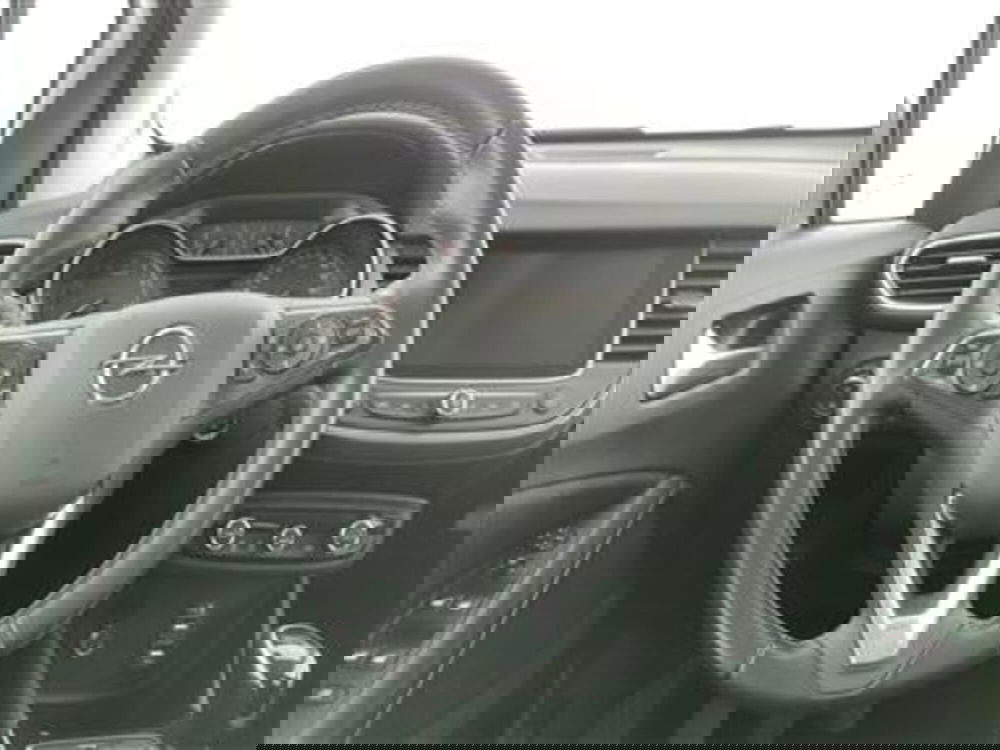 Opel Crossland usata a Bari (15)