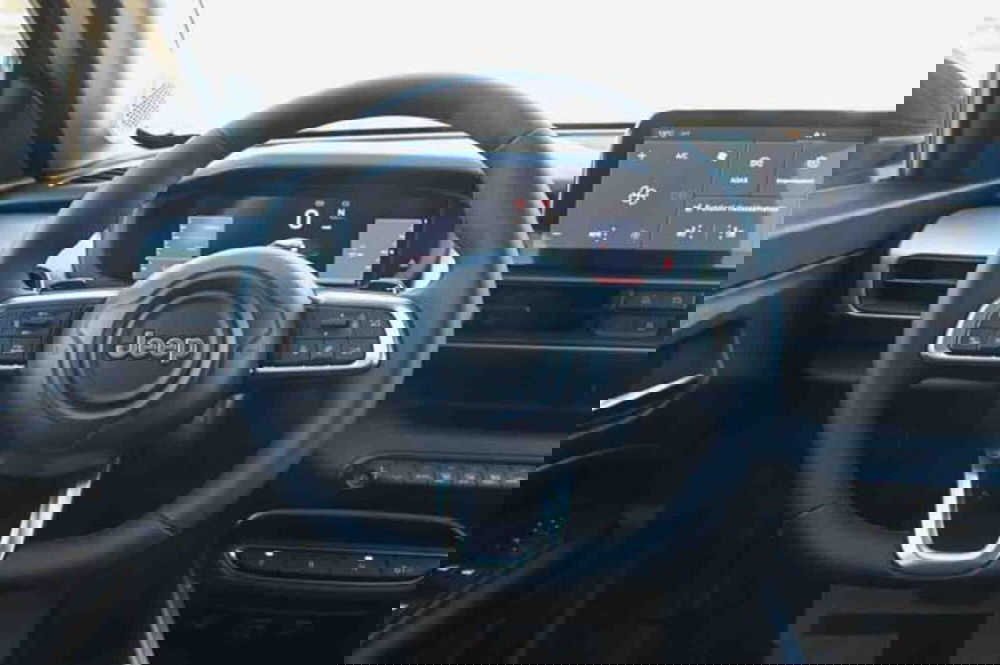 Jeep Avenger nuova a Torino (15)