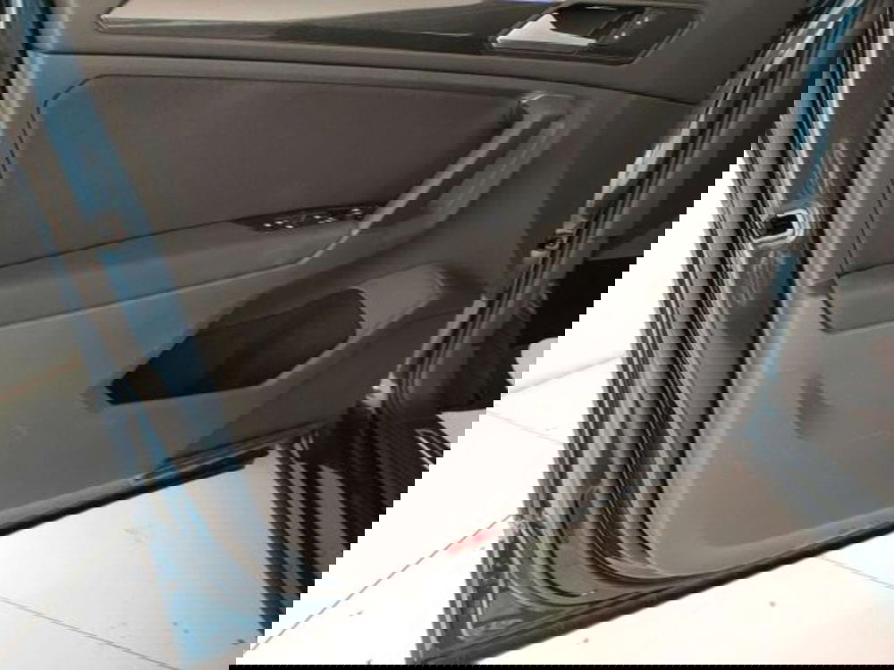 Volkswagen Tiguan usata a Matera (12)