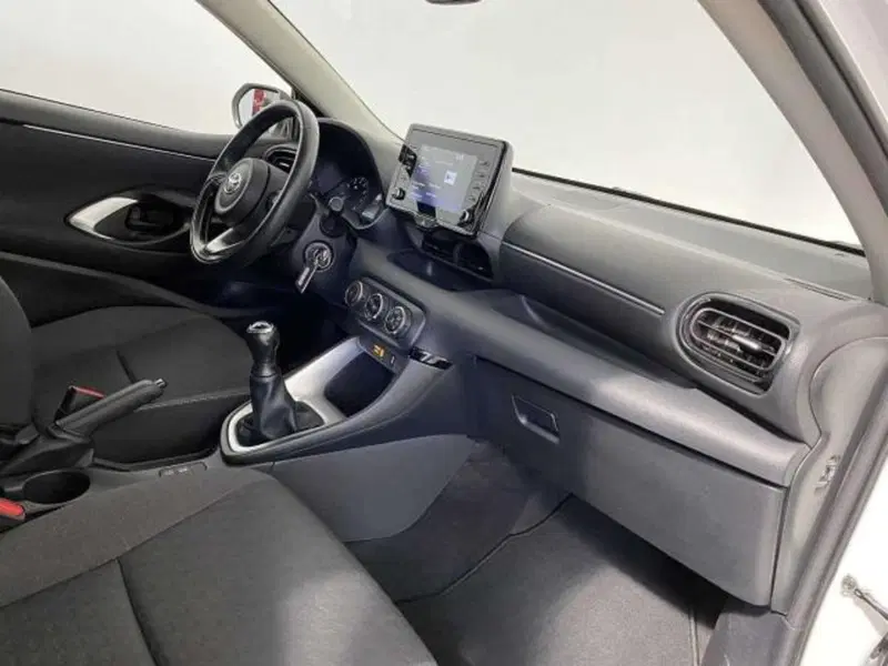 Toyota Yaris usata a Matera (15)