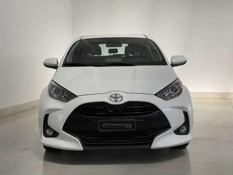 Toyota Yaris usata a Matera (2)