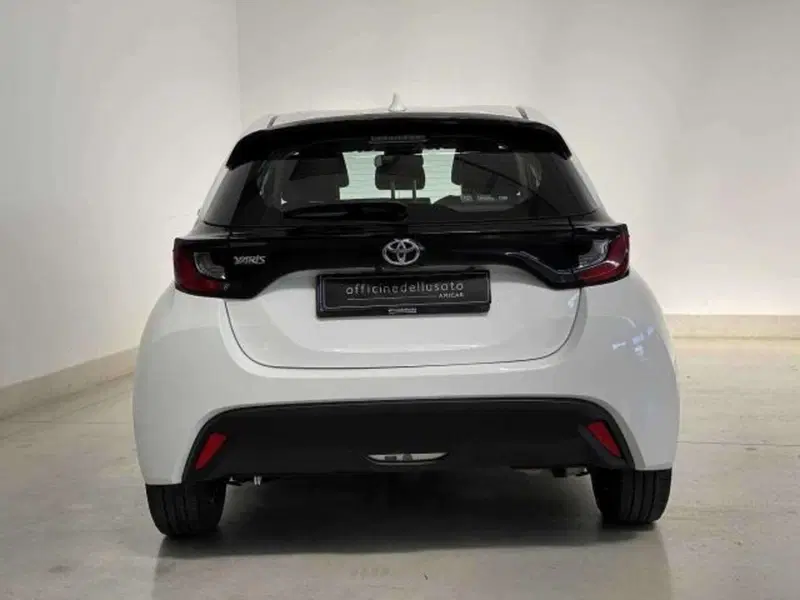 Toyota Yaris usata a Matera (3)