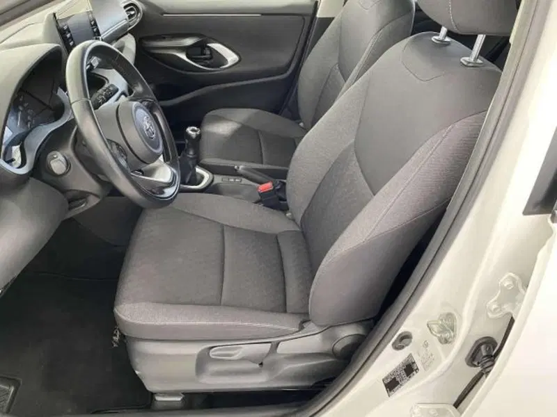 Toyota Yaris usata a Matera (6)