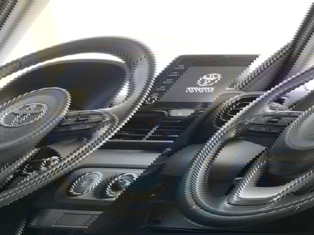 Toyota Yaris usata a Matera (7)