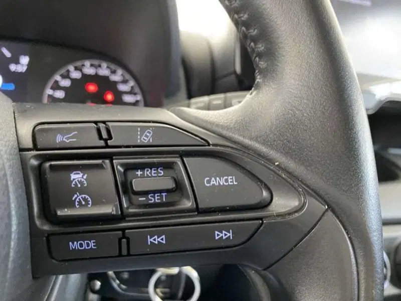 Toyota Yaris usata a Matera (9)