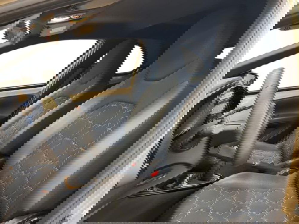 Toyota Aygo X usata a Vercelli (11)