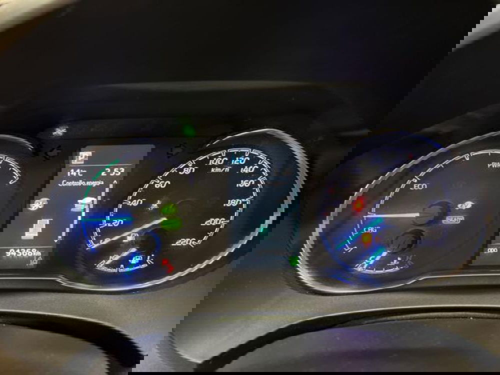 Toyota Yaris Cross usata a Vercelli (13)