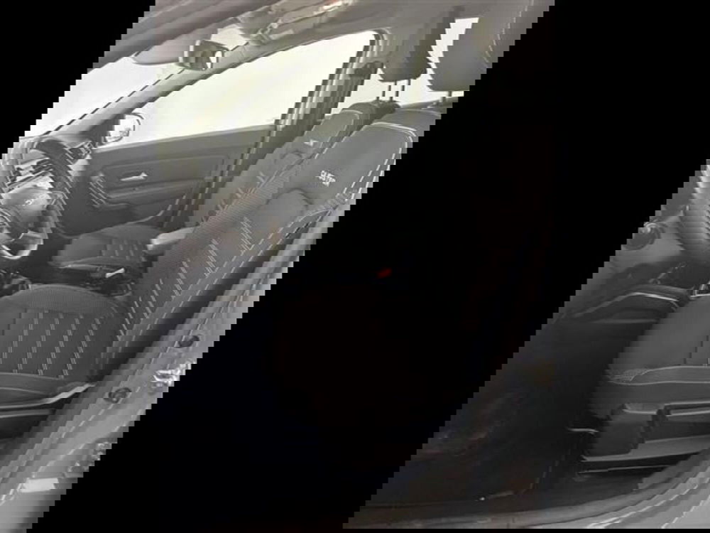 Dacia Duster usata a Siena (15)