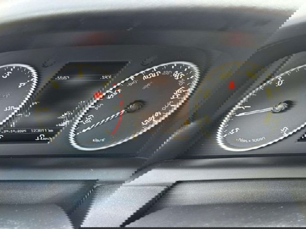 Land Rover Discovery usata a Siena (15)