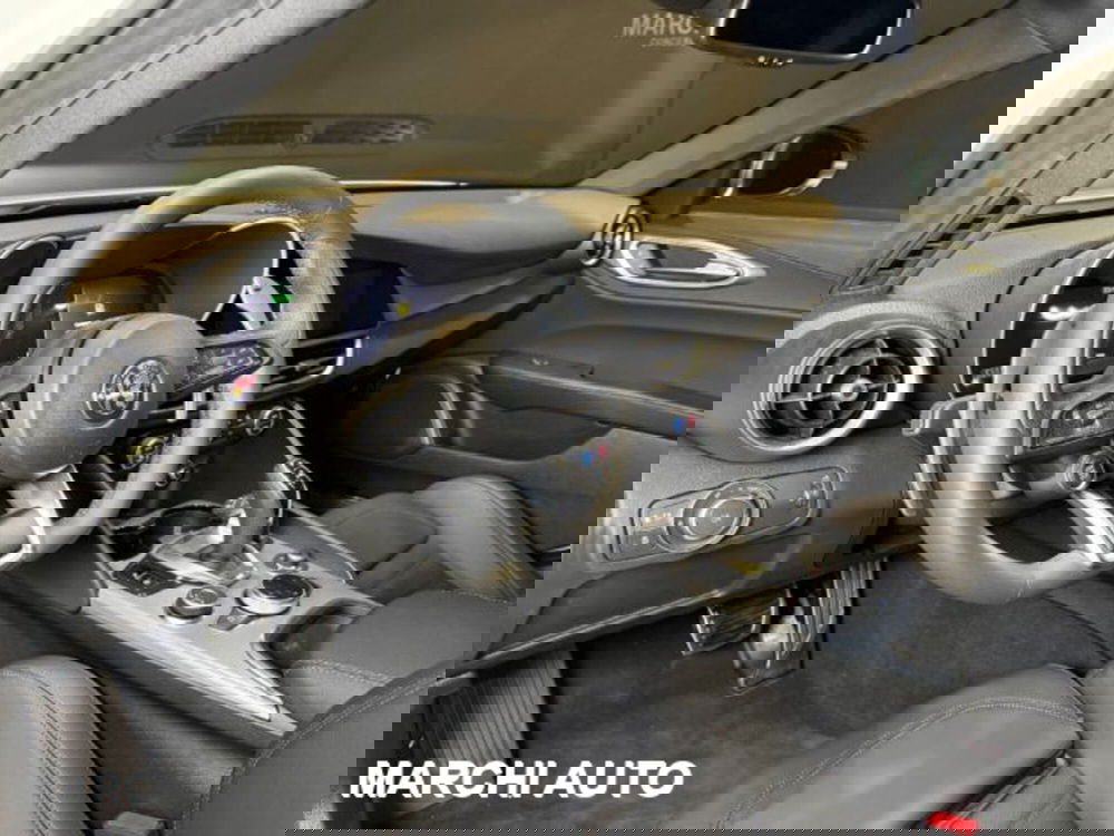 Alfa Romeo Giulia nuova a Perugia (12)