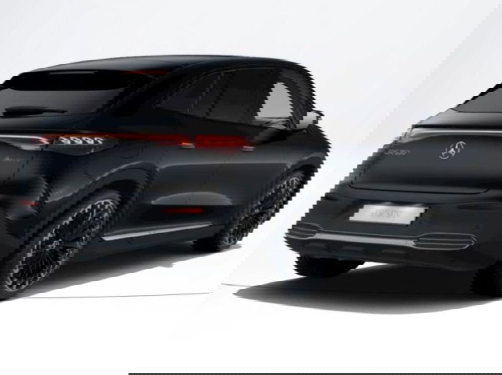 Mercedes-Benz EQE SUV nuova a Verona (2)