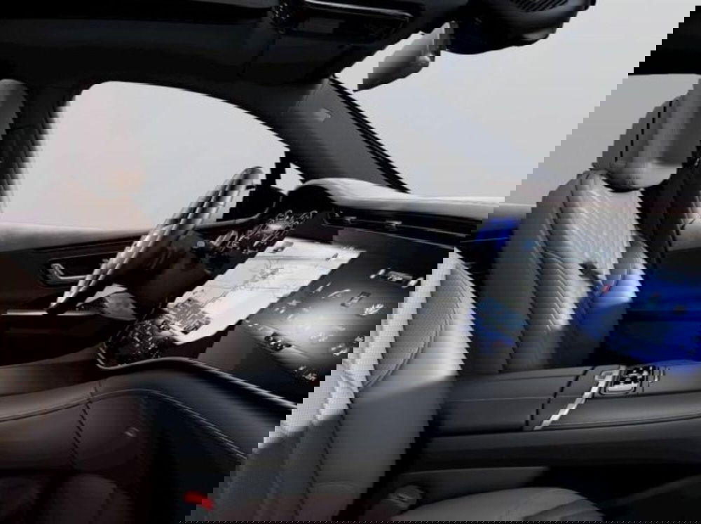 Mercedes-Benz EQE SUV nuova a Verona (6)